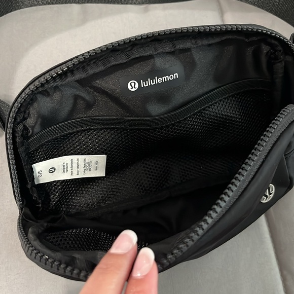 NEW Lululemon 2024 PGA Valhalla Belt Bag - Picture 2 of 3